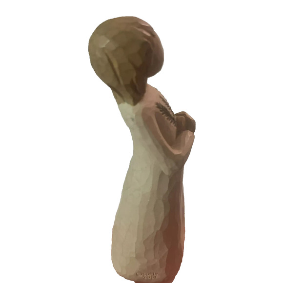 Willow Tree ANGEL OF REMEMBRANCE 5 1/4" Figurine Susan Lordi DEMDACO 2001 flaw - Picture 3 of 5